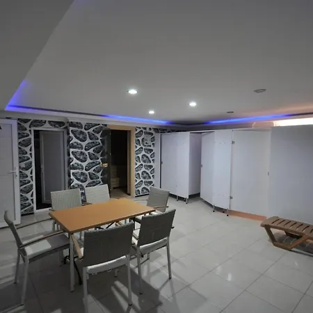 Yilmaz Deluxe 2 Apartment Alanya